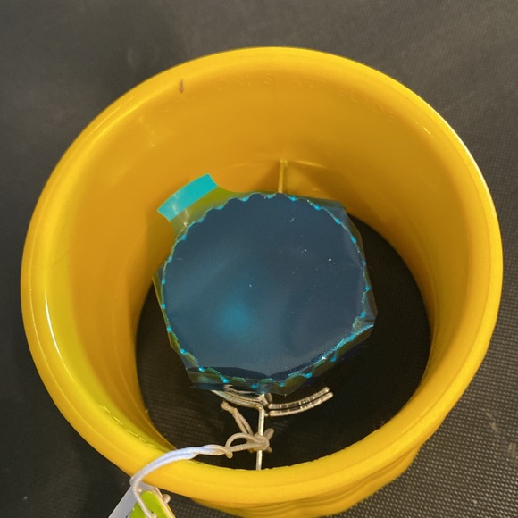 Chef'n Yellow Corn Stripper - Picture 3 of 4